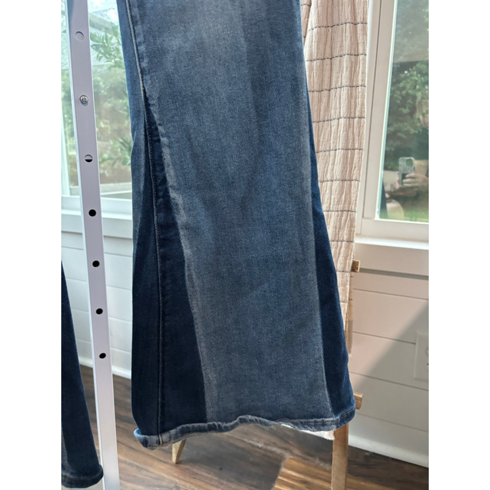 Women's Cello Jeans Flare Two-Tone Blue Size, 11 - Picture 8 of 10